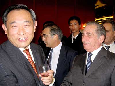 与塞浦路斯总统克里斯多菲亚斯